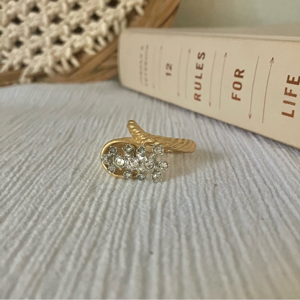 Cornucopia Gold Rhinestones Textured Fall Ring Statement Harvest Cocktail